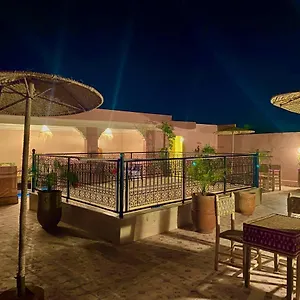 World Rooftop Marrakech Hostal
