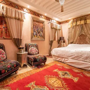 Hikaya **** Marrakesh